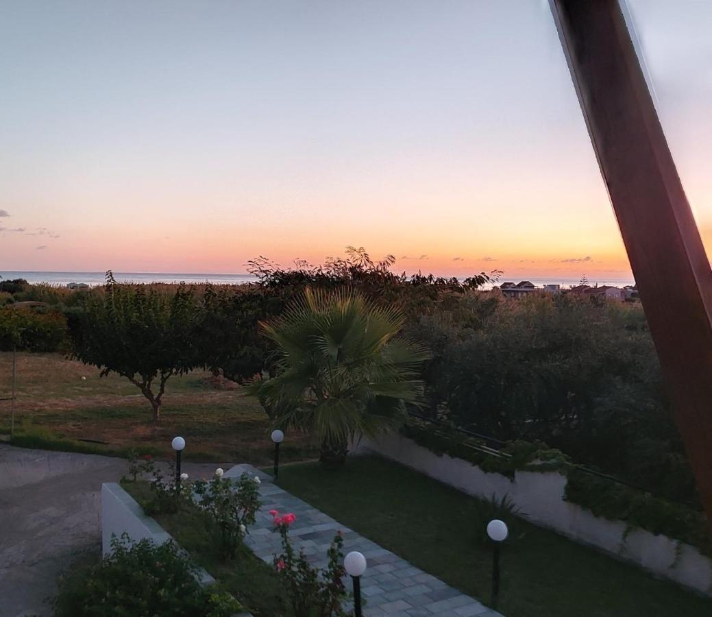Rapanianá Villa Eleni 100M From The Sea מראה חיצוני תמונה